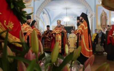 Поздравляем С ПРАВОСЛАВНЫМ ЖЕНСКИМ ДНЕМ!