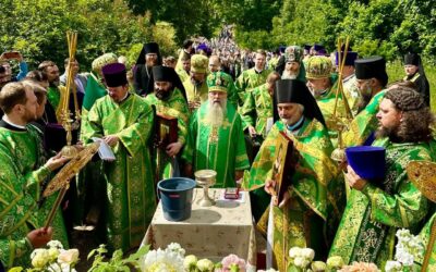 Торжества дня памяти преподобного Арсения Коневского возглавил Высокопреосвященнейший Варсонофий в сонме архипастырей