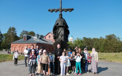 Паломническая поездка детей и родителей воскресной группы при храме прп. Серафима Саровского г. Каменногорска