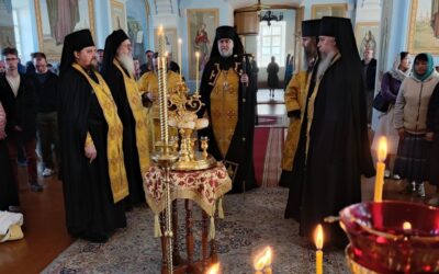 В канун дня Всех святых в Коневской обители совершено первое в этом году вечернее богослужение в верхнем храме собора в честь Рождества Пресвятой Богородицы