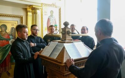 Коневский монастырь приглашает ПЕВЧИХ